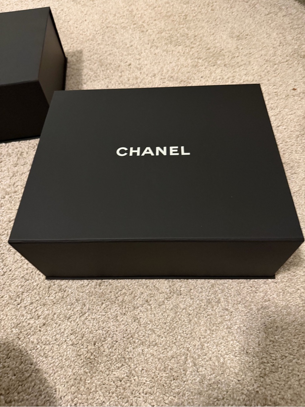 Chanel box